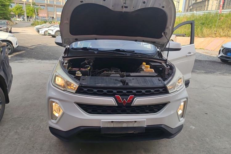 Used Wuling Hongguang S3 2019 Automatic Clutch Version 1.5L Manual Comfort Model China V Standard Engine Bay