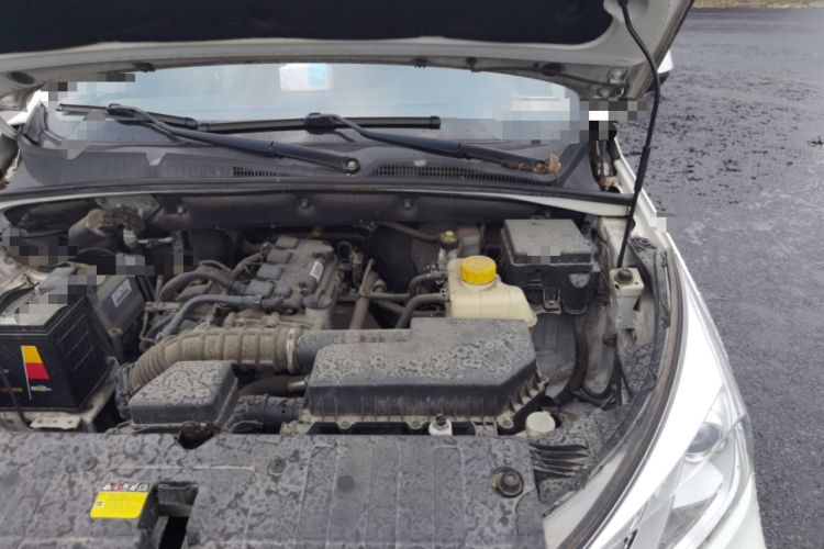 Used Wuling Hongguang S3 2019 1.5L Manual Comfort Model China VI Standard Engine Bay Left