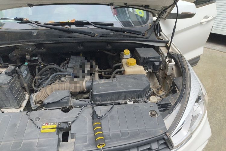 Used Wuling Hongguang S3 2019 1.5L Manual Comfort Model China VI Standard Engine Bay Left