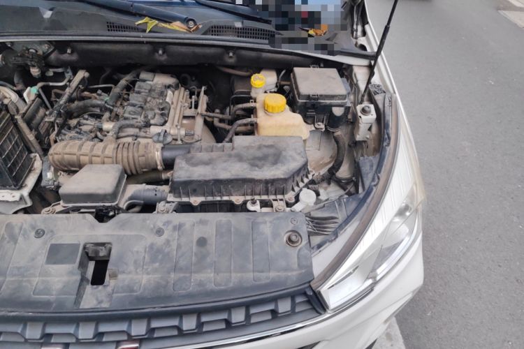 Used Wuling Hongguang S3 2019 Automatic Clutch Version 1.5L Manual Luxury Model China V Standard Engine Bay Left