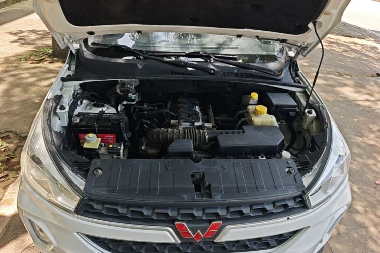 Used Wuling Hongguang S3 2019 Automatic Clutch Version 1.5L Manual Comfort Model China V Standard Engine Bay