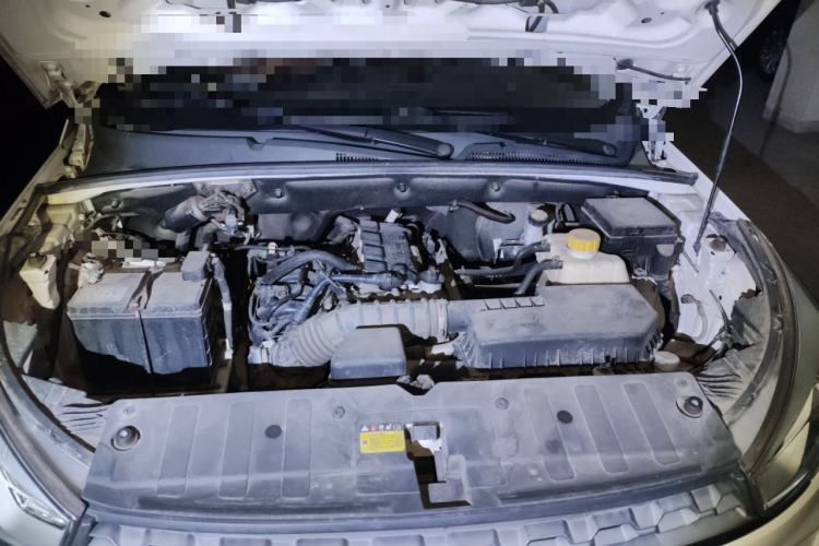 Used Wuling Hongguang S3 2019 1.5L Manual Standard Version China VI Standard Engine Bay