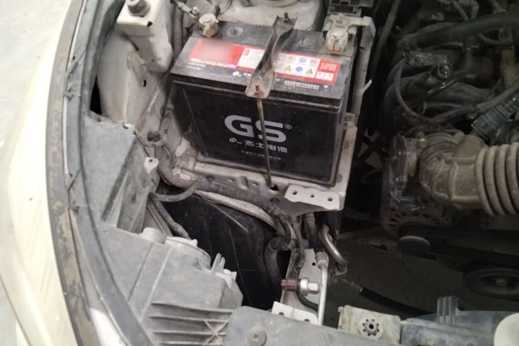 Used Wuling Hongguang S3 2019 1.5L Manual Standard Version China VI Standard Engine Bay Right