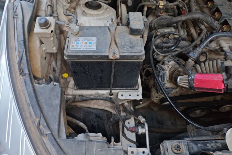 Used Wuling Hongguang S3 2019 1.5L Manual Standard Version China VI Standard Engine Bay Right