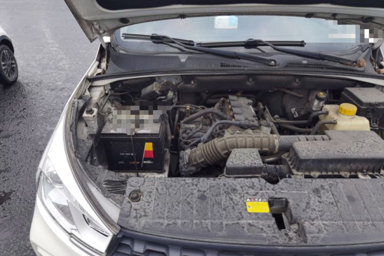 Used Wuling Hongguang S3 2019 1.5L Manual Comfort Model China VI Standard Engine Bay Right