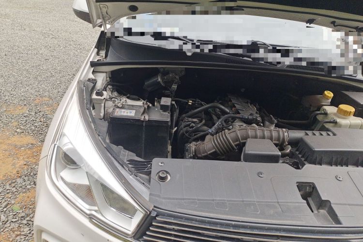 Used Wuling Hongguang S3 2019 1.5L Manual Luxury Model China VI Standard Engine Bay Right