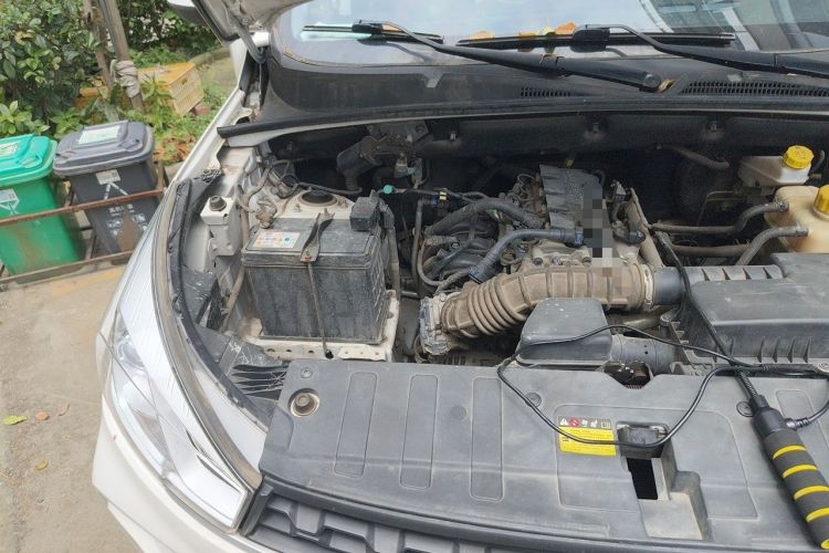 Used Wuling Hongguang S3 2019 1.5L Manual Comfort Model China VI Standard Engine Bay Right