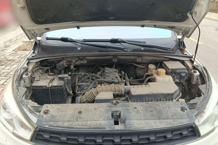 Used Wuling Hongguang S3 2019 1.5L Manual Comfort Model China VI Standard Engine Bay