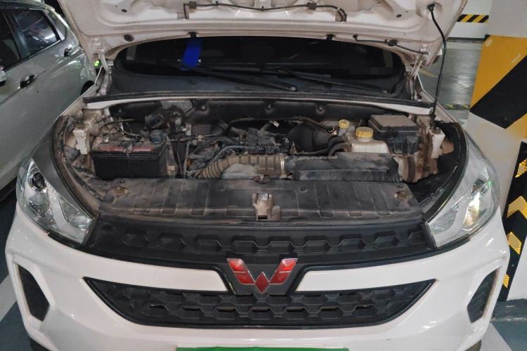 Used Wuling Hongguang S3 2019 1.5L Manual Standard Version China VI Standard Engine Bay