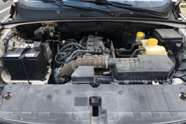 Used Wuling Hongguang S3 2019 1.5L Manual Comfort Model China VI Standard Engine Bay