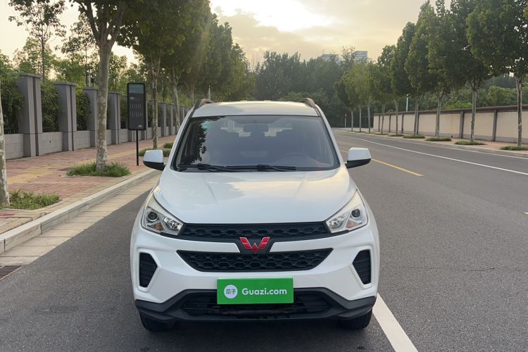 Used Wuling Hongguang S3 2019 1.5L Manual Standard Version China VI Standard Exterior 1