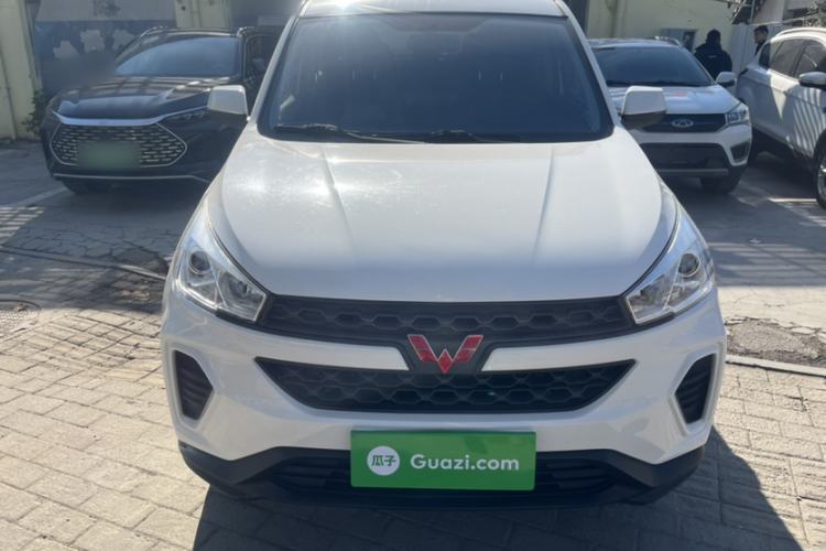 Used Wuling Hongguang S3 2019 1.5L Manual Standard Version China VI Standard Exterior 1