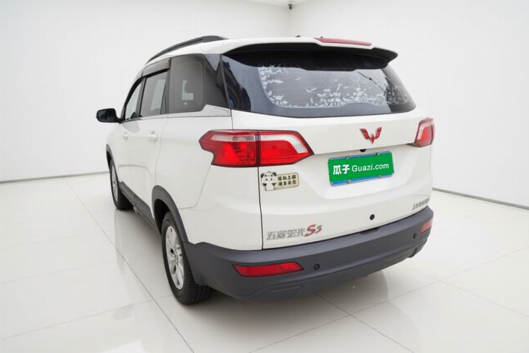 Used Wuling Hongguang S3 2019 1.5L Manual Comfort Model China VI Standard Exterior 2