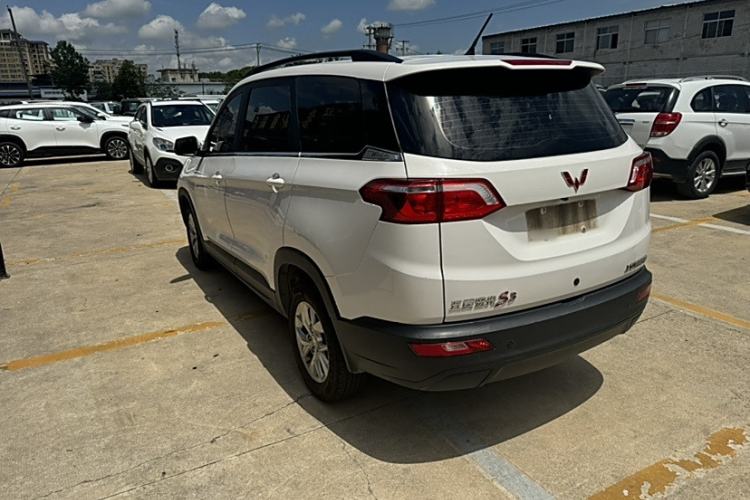 Used Wuling Hongguang S3 2019 1.5L Manual Comfort Model China VI Standard Exterior 3