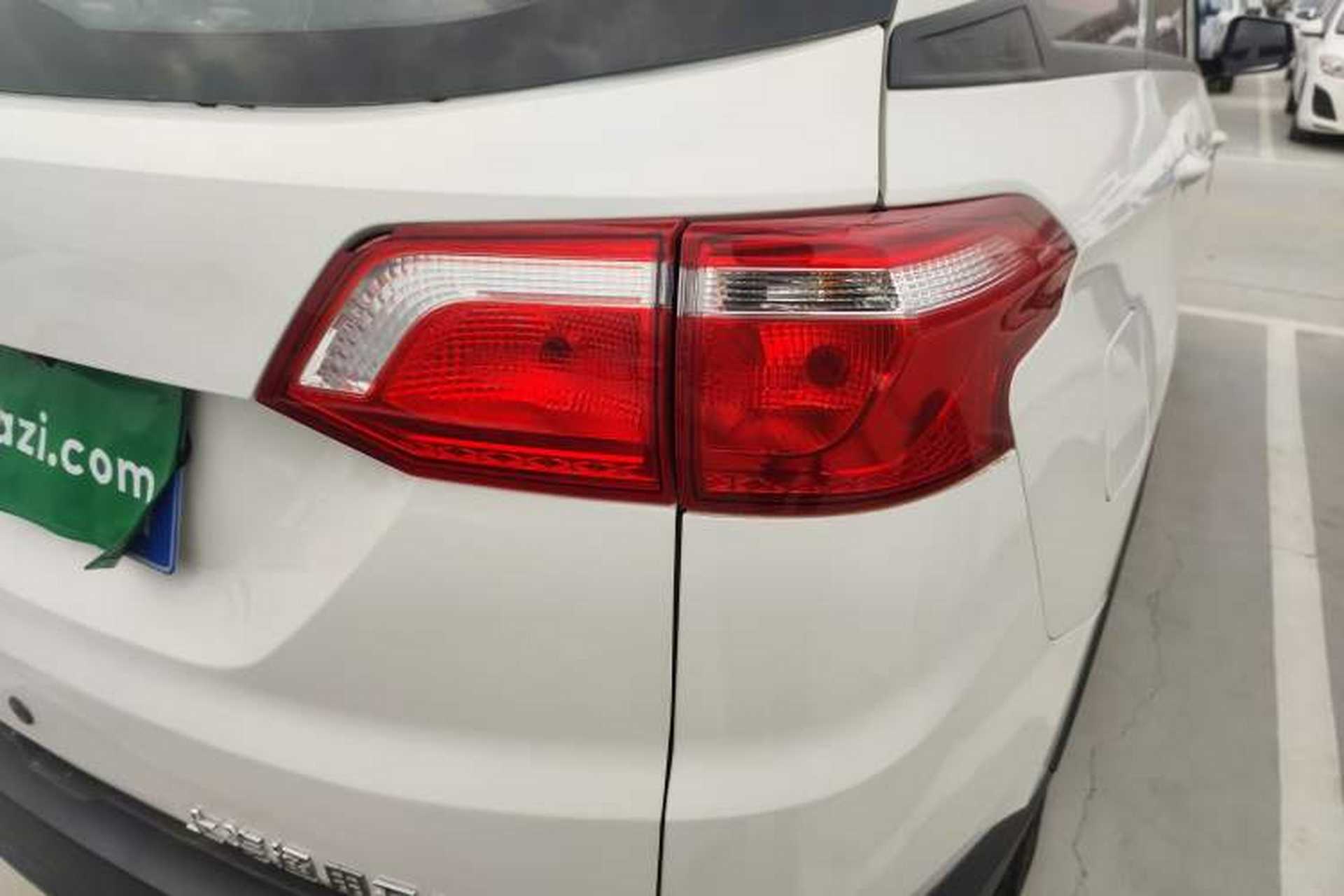 Used Wuling Hongguang S3 2019 1.5L Manual Standard Version China VI Standard Exterior 3