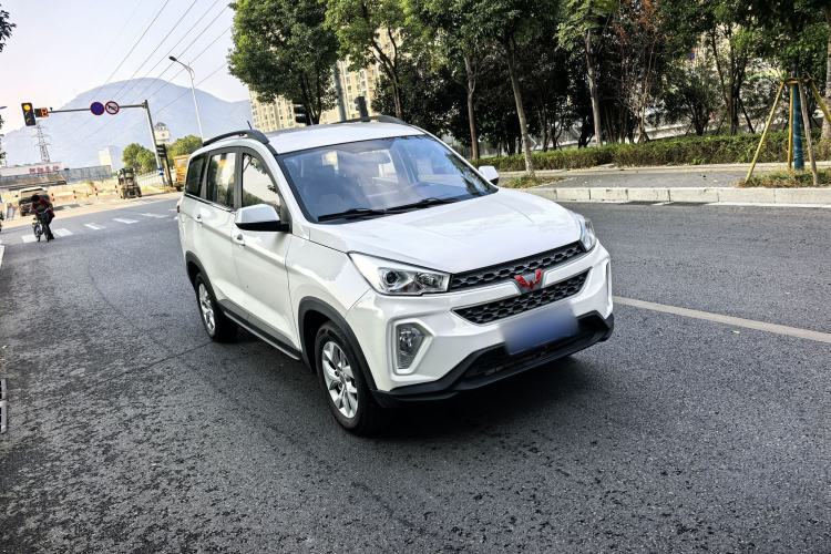 Used Wuling Hongguang S3 2019 1.5L Manual Comfort Model China VI Standard Exterior 3
