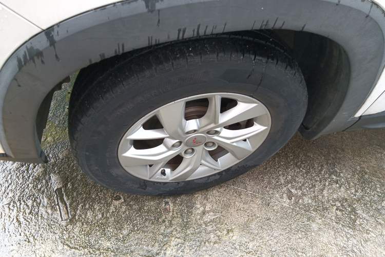 Used Wuling Hongguang S3 2019 1.5L Manual Standard Version China VI Standard Exterior 4