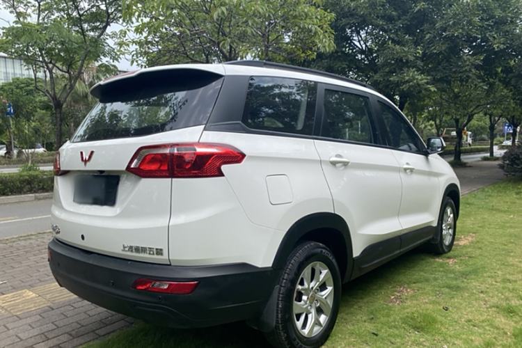 Used Wuling Hongguang S3 2019 1.5L Manual Standard Version China VI Standard Exterior 5