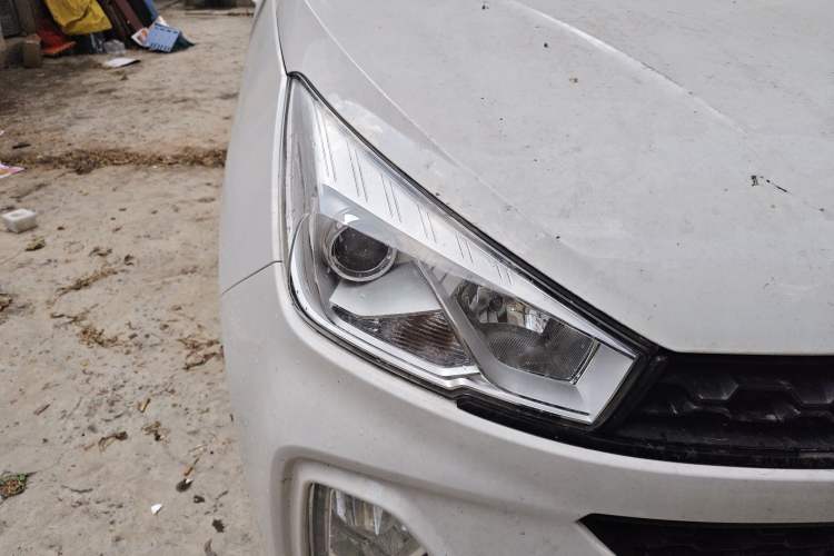 Used Wuling Hongguang S3 2019 1.5L Manual Standard Version China VI Standard Exterior 6