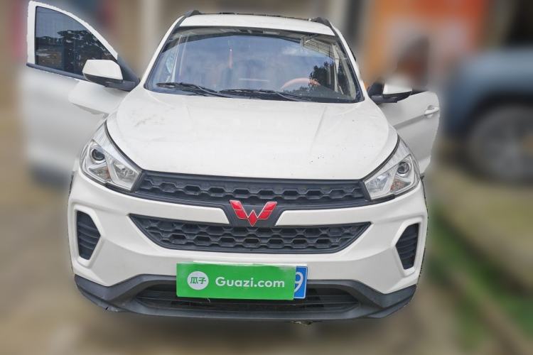 Used Wuling Hongguang S3 2019 1.5L Manual Standard Version China VI Standard Front