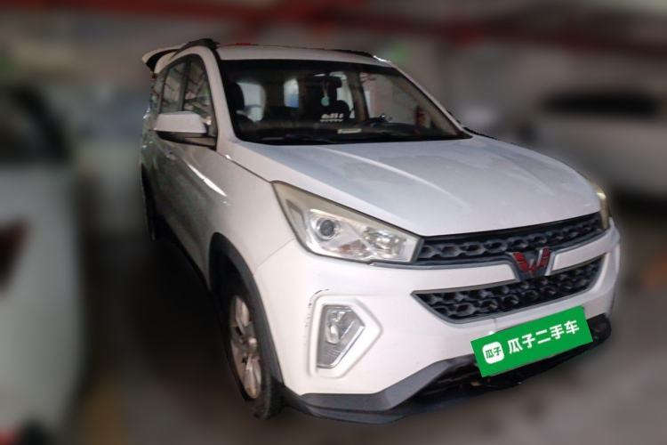 Used Wuling Hongguang S3 2019 1.5L Manual Comfort Model China VI Standard Front Right 45 Deg