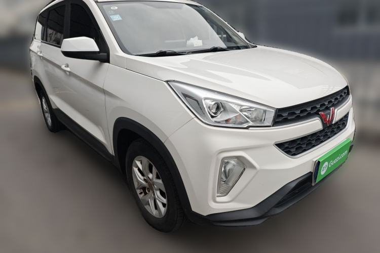 Used Wuling Hongguang S3 2019 1.5L Manual Comfort Model China VI Standard Front Right 45 Deg