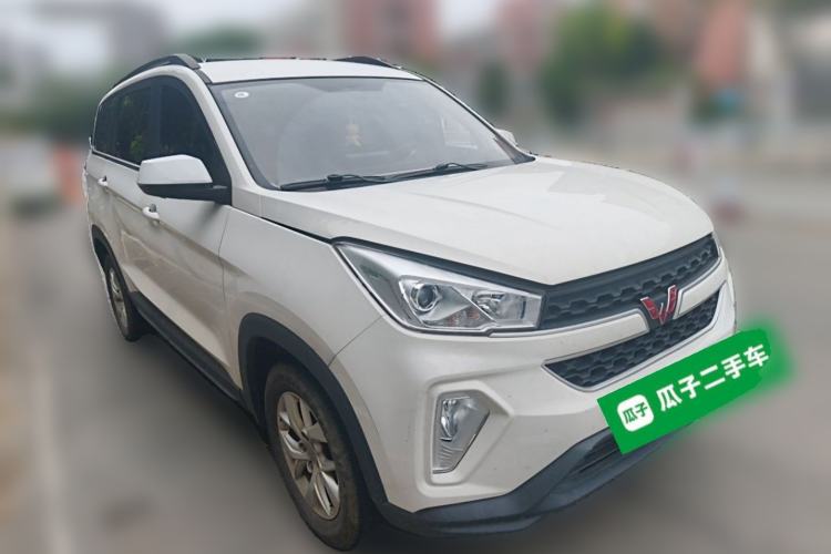 Used Wuling Hongguang S3 2019 1.5L Manual Comfort Model China VI Standard Front Right 45 Deg