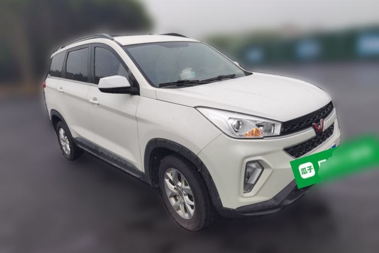 Used Wuling Hongguang S3 2019 1.5L Manual Comfort Model China VI Standard Front Right 45 Deg