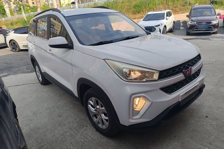Used Wuling Hongguang S3 2019 Automatic Clutch Version 1.5L Manual Comfort Model China V Standard Front Right 45 Deg