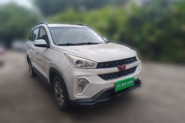 Used Wuling Hongguang S3 2019 Automatic Clutch Version 1.5L Manual Comfort Model China V Standard Front Right 45 Deg