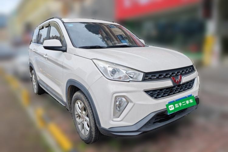 Used Wuling Hongguang S3 2019 1.5L Manual Comfort Model China VI Standard Front Right 45 Deg
