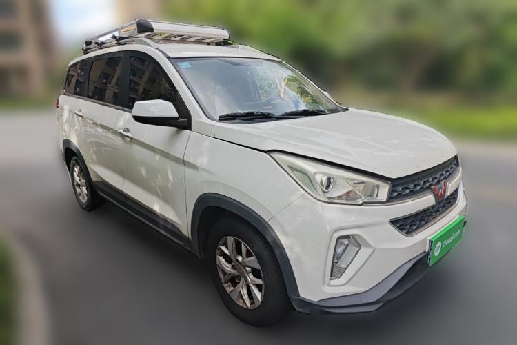 Used Wuling Hongguang S3 2019 1.5L Manual Luxury Model China VI Standard Front Right 45 Deg