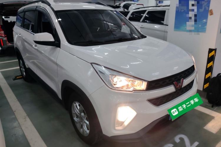Used Wuling Hongguang S3 2019 1.5L Manual Comfort Model China VI Standard Front Right 45 Deg