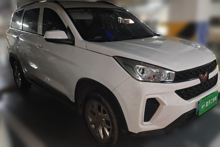 Used Wuling Hongguang S3 2019 1.5L Manual Standard Version China VI Standard Front Right 45 Deg