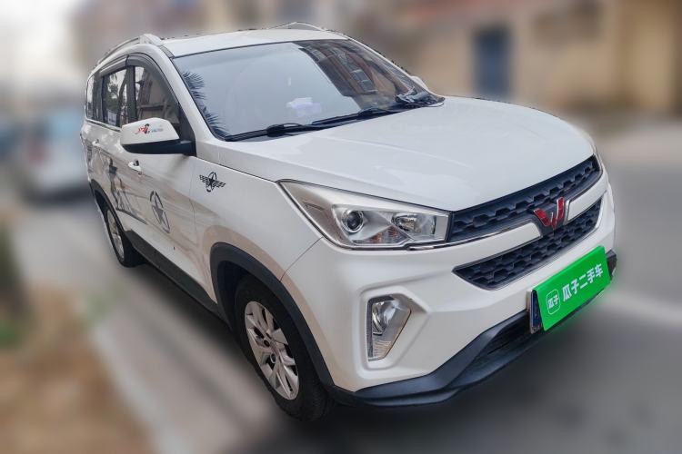 Used Wuling Hongguang S3 2019 Automatic Clutch Version 1.5L Manual Luxury Model China V Standard Front Right 45 Deg