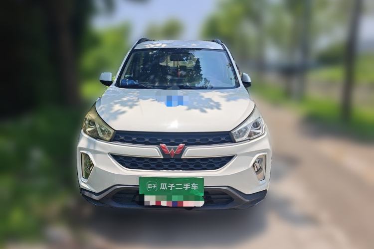 Used Wuling Hongguang S3 2019 1.5L Manual Luxury Model China VI Standard Front
