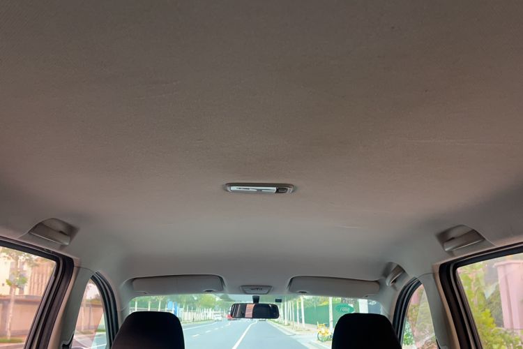 Used Wuling Hongguang S3 2019 1.5L Manual Standard Version China VI Standard Headliner