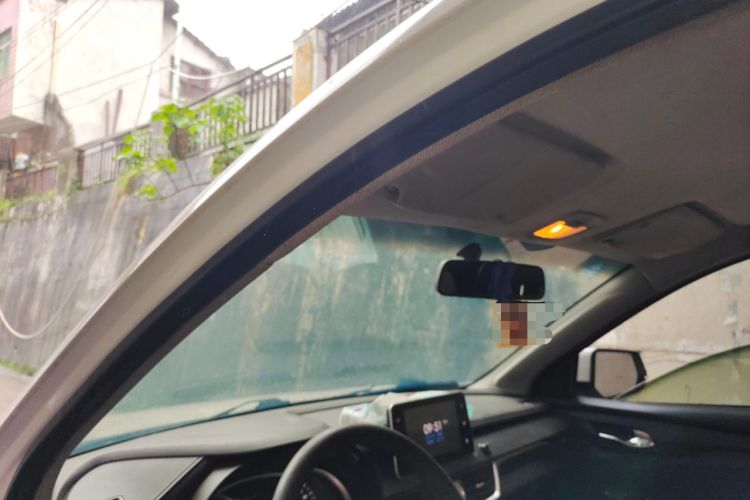 Used Wuling Hongguang S3 2019 Automatic Clutch Version 1.5L Manual Comfort Model China V Standard Headliner