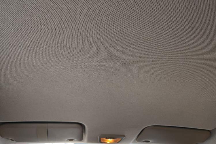 Used Wuling Hongguang S3 2019 1.5L Manual Comfort Model China VI Standard Headliner