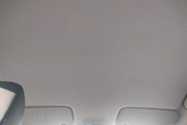 Used Wuling Hongguang S3 2019 1.5L Manual Comfort Model China VI Standard Headliner