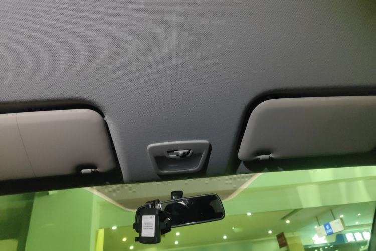 Used Wuling Hongguang S3 2019 1.5L Manual Standard Version China VI Standard Headliner