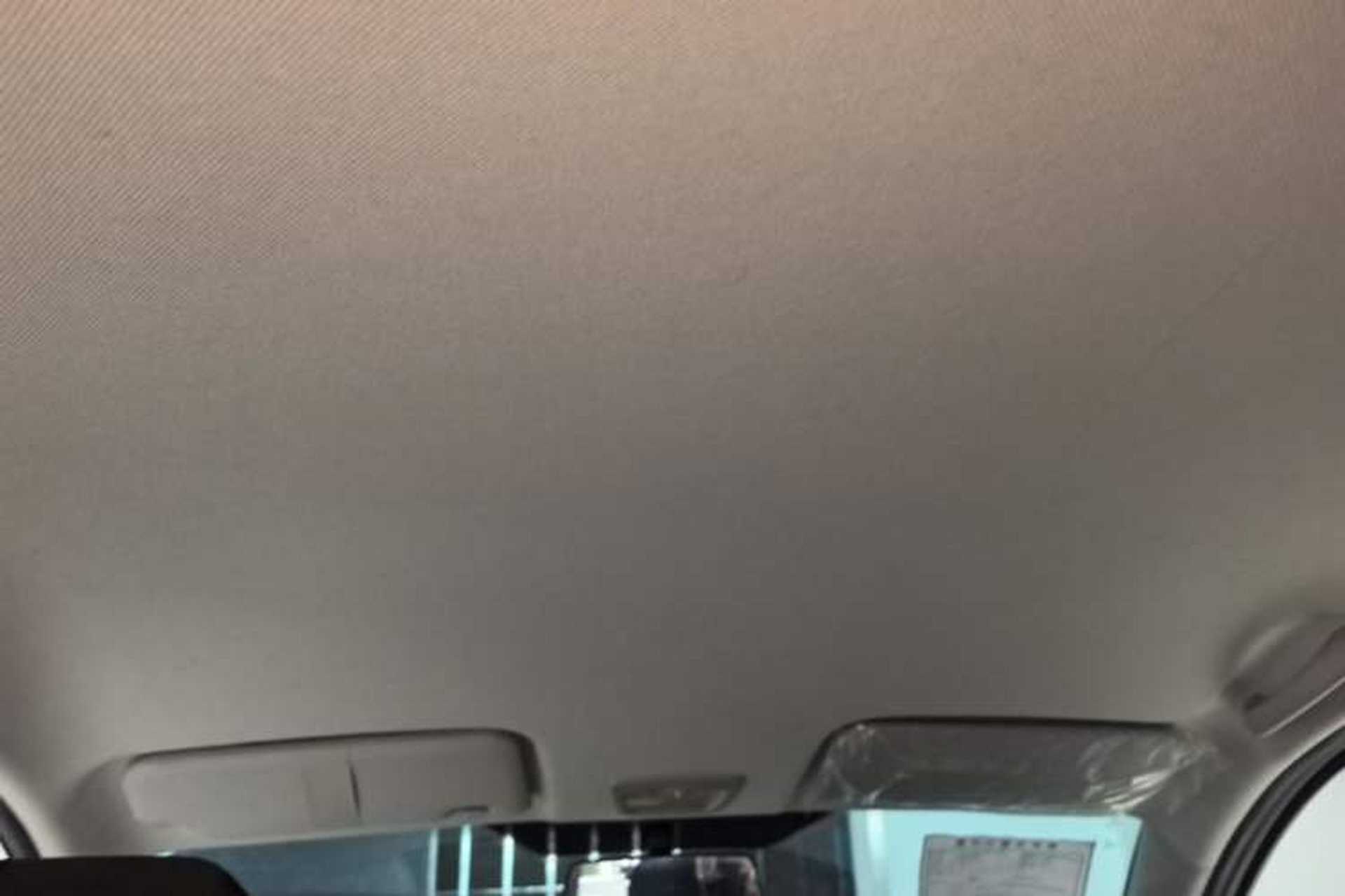 Used Wuling Hongguang S3 2019 1.5L Manual Standard Version China VI Standard Headliner