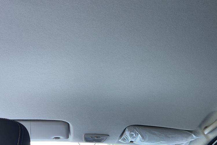 Used Wuling Hongguang S3 2019 1.5L Manual Standard Version China VI Standard Headliner