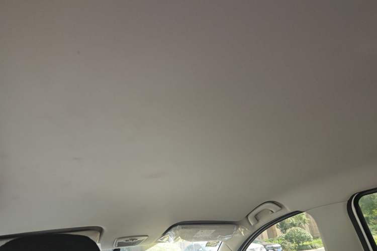 Used Wuling Hongguang S3 2019 1.5L Manual Luxury Model China VI Standard Headliner