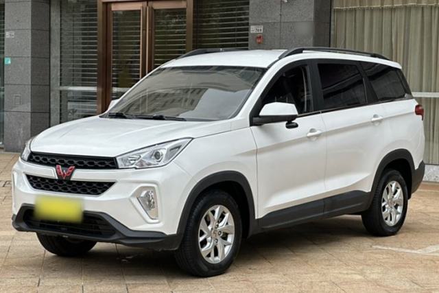 Used Wuling Hongguang S3 2019 1.5L Manual Comfort Model China VI Standard