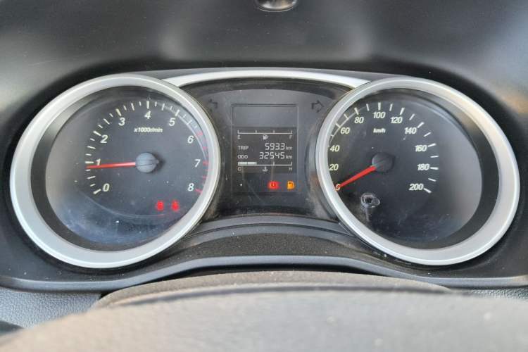 Used Wuling Hongguang S3 2019 1.5L Manual Standard Version China VI Standard Instrument Cluster