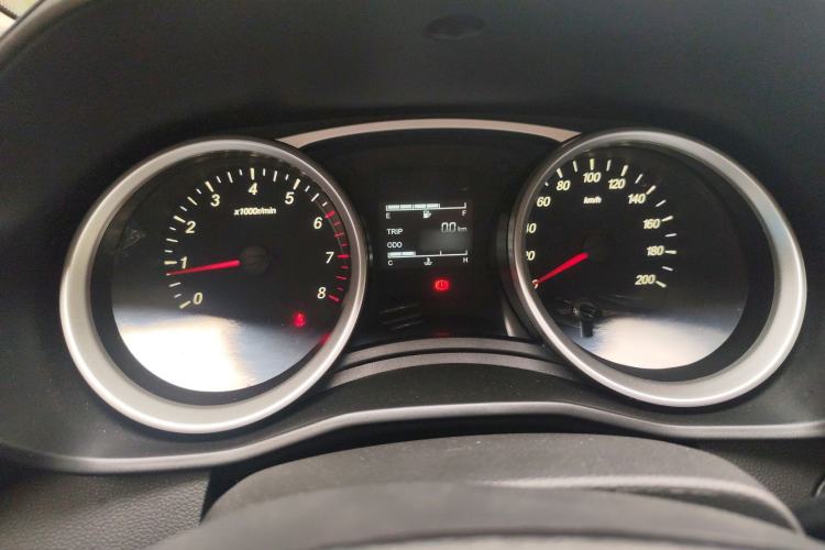 Used Wuling Hongguang S3 2019 1.5L Manual Standard Version China VI Standard Instrument Cluster