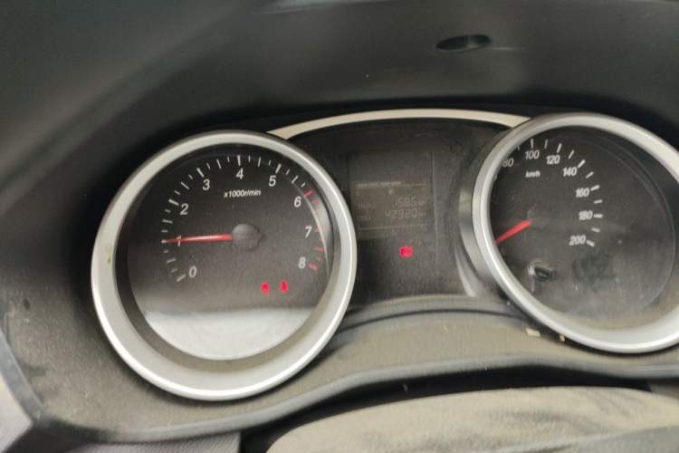 Used Wuling Hongguang S3 2019 1.5L Manual Standard Version China VI Standard Instrument Cluster