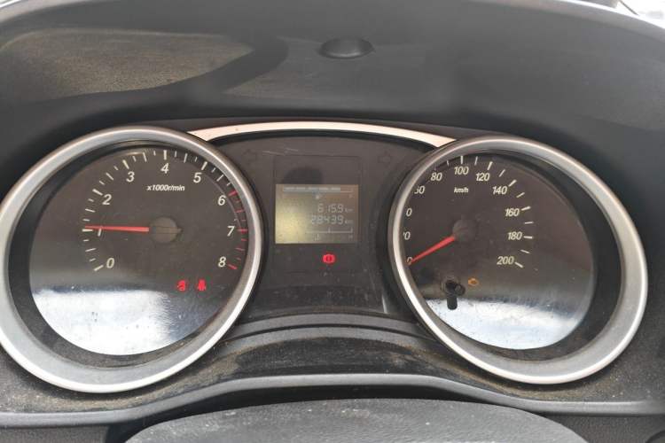 Used Wuling Hongguang S3 2019 1.5L Manual Standard Version China VI Standard Instrument Cluster