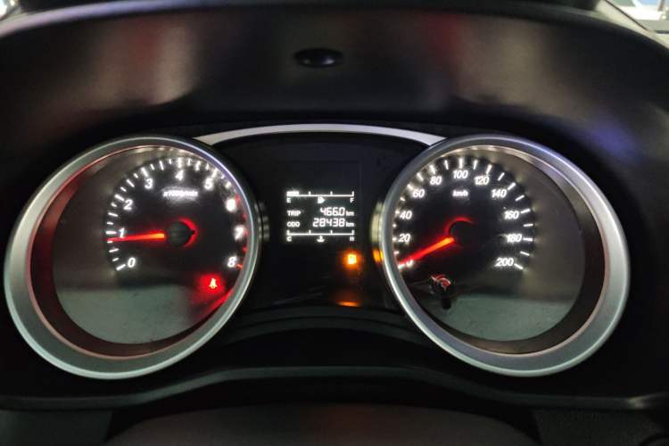 Used Wuling Hongguang S3 2019 1.5L Manual Standard Version China VI Standard Instrument Cluster